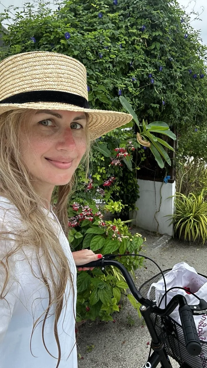 Александра